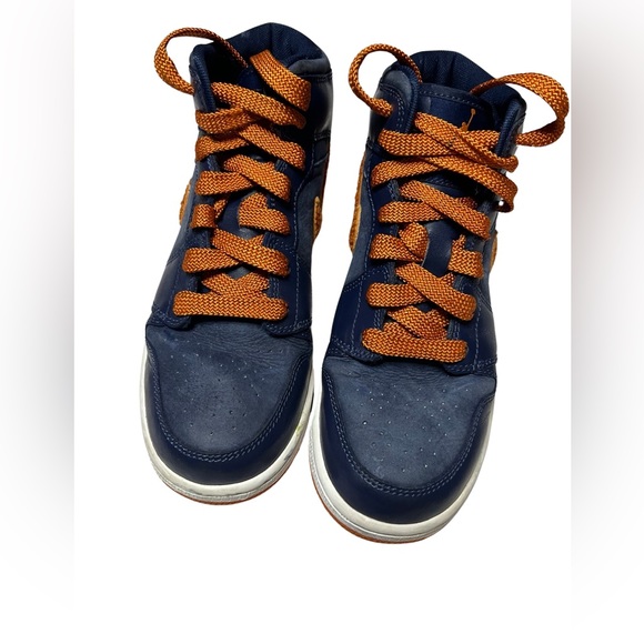 Nike sneakers - Picture 2 of 5